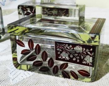 Art Deco toaletní souprava flakon + 2 dózy Art Deco toaletní souprava flakon + 2 dózy